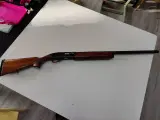 Remington 1100 halvautomatisk 