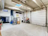 Centralt beliggende lager med kontor - facade til Køge Bugt Motorvejen - 2