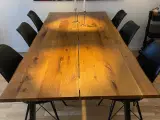Spisebord massiv egetræ