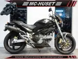 Ducati Monster 900 IE Dark