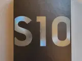 Samsung s 10 pæn men med lille revne i glas 