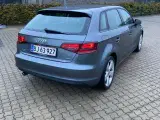 Audi A3 1,6 TDi 110 Ambition Sportback - 4