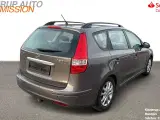 Hyundai i30 1,6 CRDI 90 FL 90HK Stc - 3