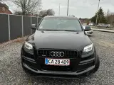 Audi Q7 3,0 TDi S-line quattro Tiptr. 7prs - 2