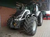 Valtra T214 direct kun 3260 timer front-pto - 3