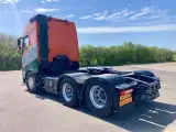 Volvo FH 500 6x4 med tandemløft og aftagelig HMF 1150 kran+ 2 strengs hydraulik - 2