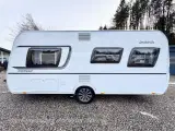 2022 - Dethleffs Camper 470 FR D-Line   Franskseng-Mover-Telt-Truma Combi 4E - 5