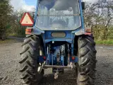 Ford 7710 - 4
