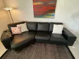 Sofa i sort læder