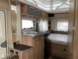 2023 - Eriba FEELING 425   Lækker let rejse vogn med fast dobbeltseng fra Hinshøj Caravan - 4