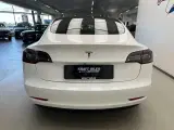 Tesla Model 3  Standard Range+ RWD - 4