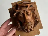 Tysk jesus, træ, NB - 4