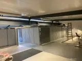 190 kvm. tørt og opvarmet lagerlokaler med vareelevator - Gratis parkering - 5