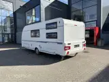 2022 - Adria Altea 552 PK M. 3 køjer   Adria Altea 552 PK – 2022 | Familievenlig Vogn med 3 Køjer og Moderne Komfort - 3