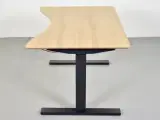 Scan office hæve-/sænkebord med ege-laminat og mavebue, 120 cm. - 2