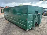 - - - Korncontainer - 3