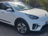Kia E-Niro 64 Premium 5d - 2