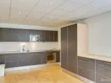 Lyse og åbne kontorlokaler med fleksibel planløsning - 4