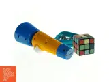 Legetøjssæt med Rubiks terning, rangle og teleskop (str. 22 x 8 cm. 5 x 5 cm) - 4