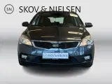 Kia Ceed 1,6 CRDi 115 Exclusive - 4