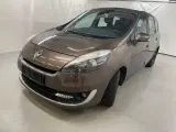 Renault Grand Scenic III 1,5 dCi 110 Expression aut. 7prs - 3
