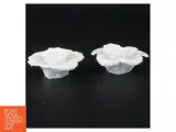 Porcelænsroser til dekoration (str. 7 x 3 cm og 8 x 3 cm) - 2