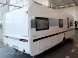 2023 - Adria Adora 613 UL   Er du klar til at opleve camping på højeste niveau? spar 26.980,- kr Kan opvejes til 2000 KG - 2