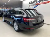 Skoda Superb 2,0 TDi 190 Business Executive Combi DSG - 2
