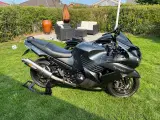 Kawasaki zzr1400 - 2