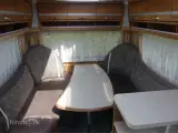 2014 - Dethleffs Nomad Snow 560 FR   Flot og rummelig vogn fra Hinshøj Caravan - 4
