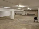 Erhvervslejemål til leje - lager i industiområde - 5