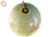 Globus (str. 30 x 26 cm) - 2
