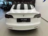 Tesla Model 3  Standard Range+ RWD - 4