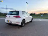 VW Golf VII 2,0 TDi 150 Comfortline Connect DSG Van - 2