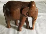 Træ elefant
