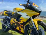 yamaha r6 valentino rossi edition - 2