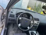 Billig Mondeo kører hjem - 5