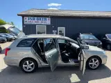 Toyota Avensis 2,4 Executive aut. - 2