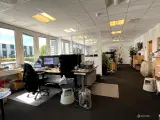 Fint kontorlejemål med egne faciliteter - 3