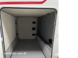 2023 - Dethleffs Pulse Classic T 7051 EB   Luksuriøs camper med enkeltsenge og stor garage - 5