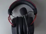 ⭐️· HyperX Cloud Alpha Gaming Headset - 3