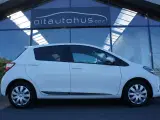 Toyota Yaris 1,5 Hybrid CHIC e-CVT - 5