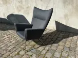 Wing Chair CH445
