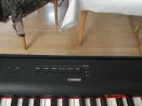 Keyboard Yamaha P125 - 4