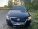 VW Passat 2,0 TDi 170 Comfortline Variant DSG - 2
