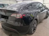 Tesla Model Y  Performance AWD - 2