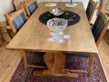 spisebord+4 stole