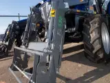 Frontlæsser til traktor T504H inkl. betjeningsventiler - 3