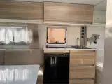 2015 - Adria Altea 472 PU   Dejlig vogn med rundsidegruppe og franskseng fra Hinshøj Caravan A/S - 2