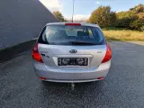 Kia Ceed 1,6 CRDi 90 Active - 4